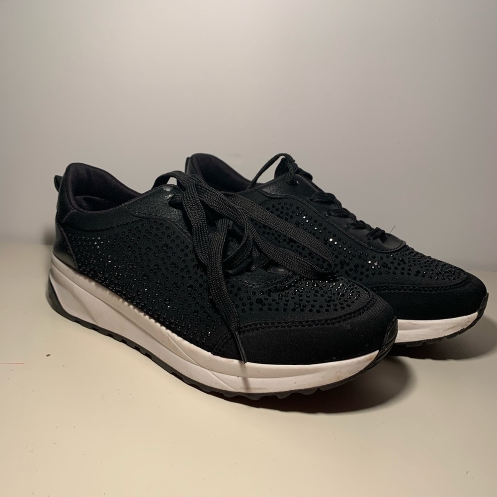 Shoes - Picture 2 of 2